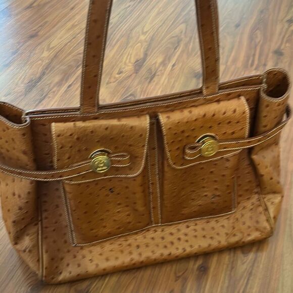 Gorgeous vintage ostrich handbag made in Italy - Picture 2 of 9